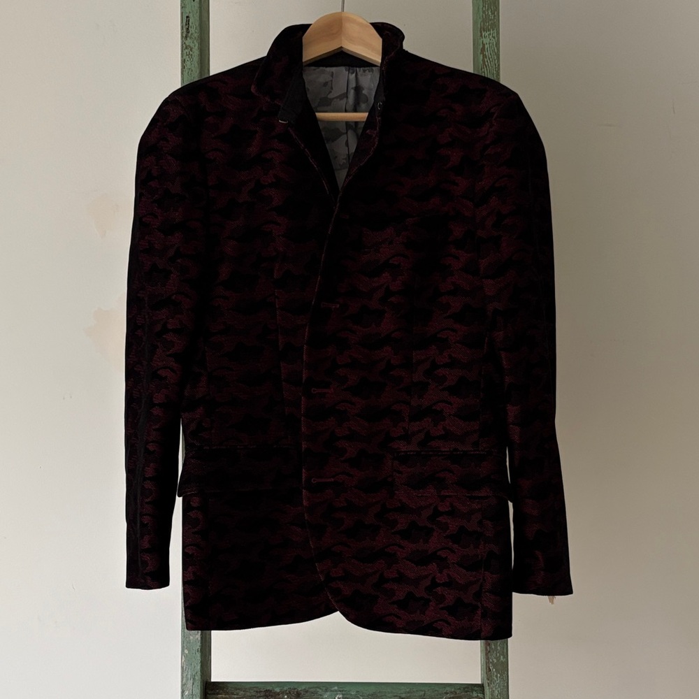 Robert Graham Red & Black Patterned Jacket | Men's 42R
